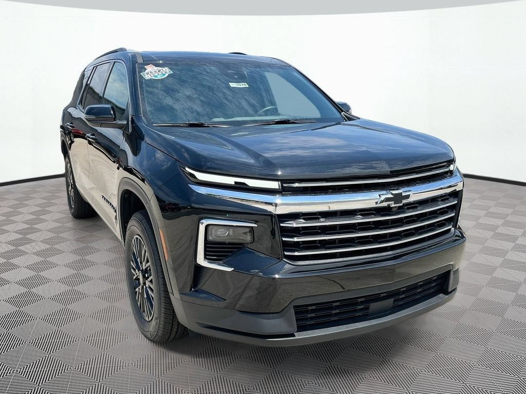 2025 Chevrolet Traverse — rear three-quarter view