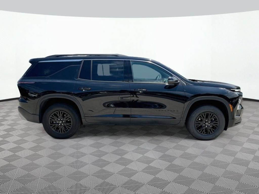 2025 Chevrolet Traverse — interior view