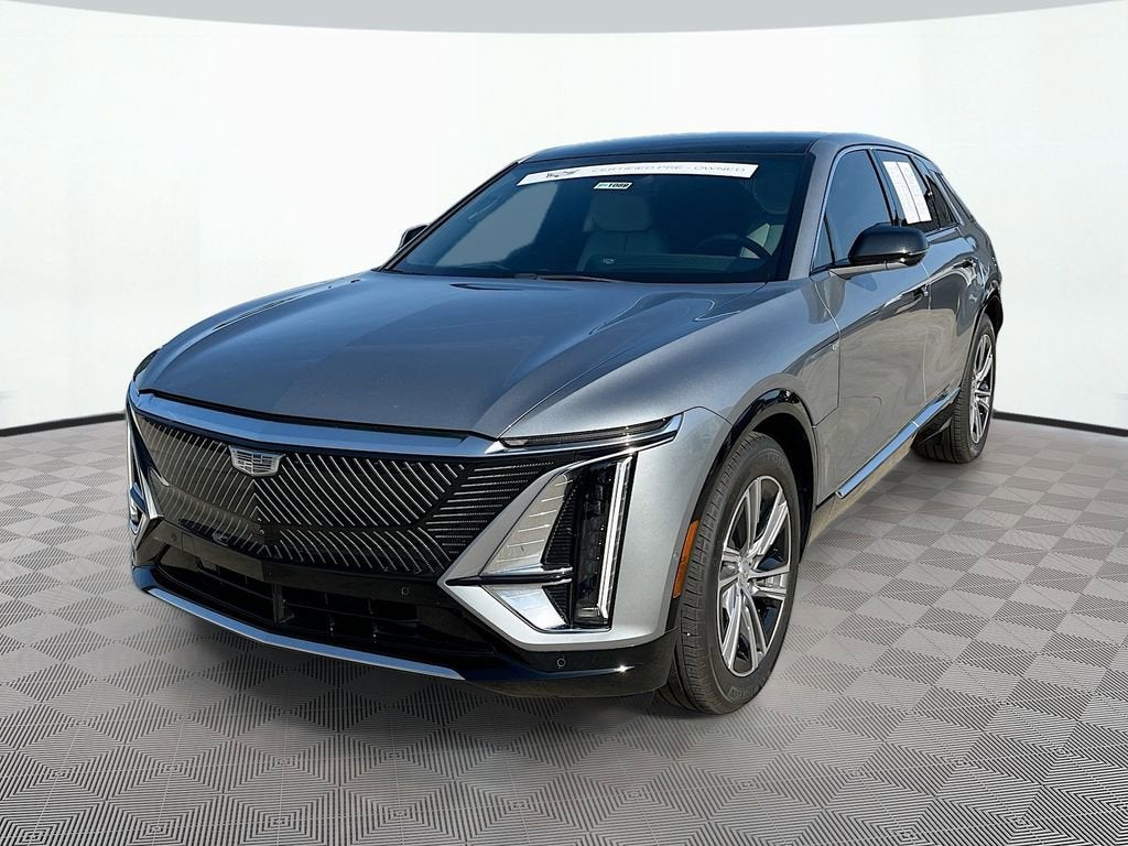 2024 Cadillac LYRIQ Luxury 1 in Argent Silver Metallic — front three-quarter view