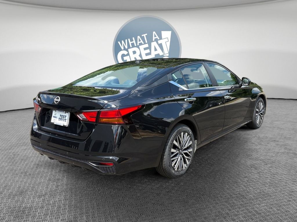 2025 Nissan Altima — rear three-quarter view