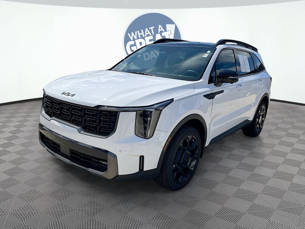 2025 Kia Sorento X-Line SX Prestige in Glacial White Pearl — front three-quarter view