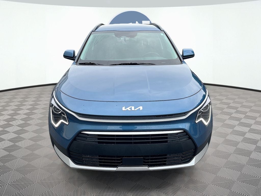 2026 Kia Niro — side profile view